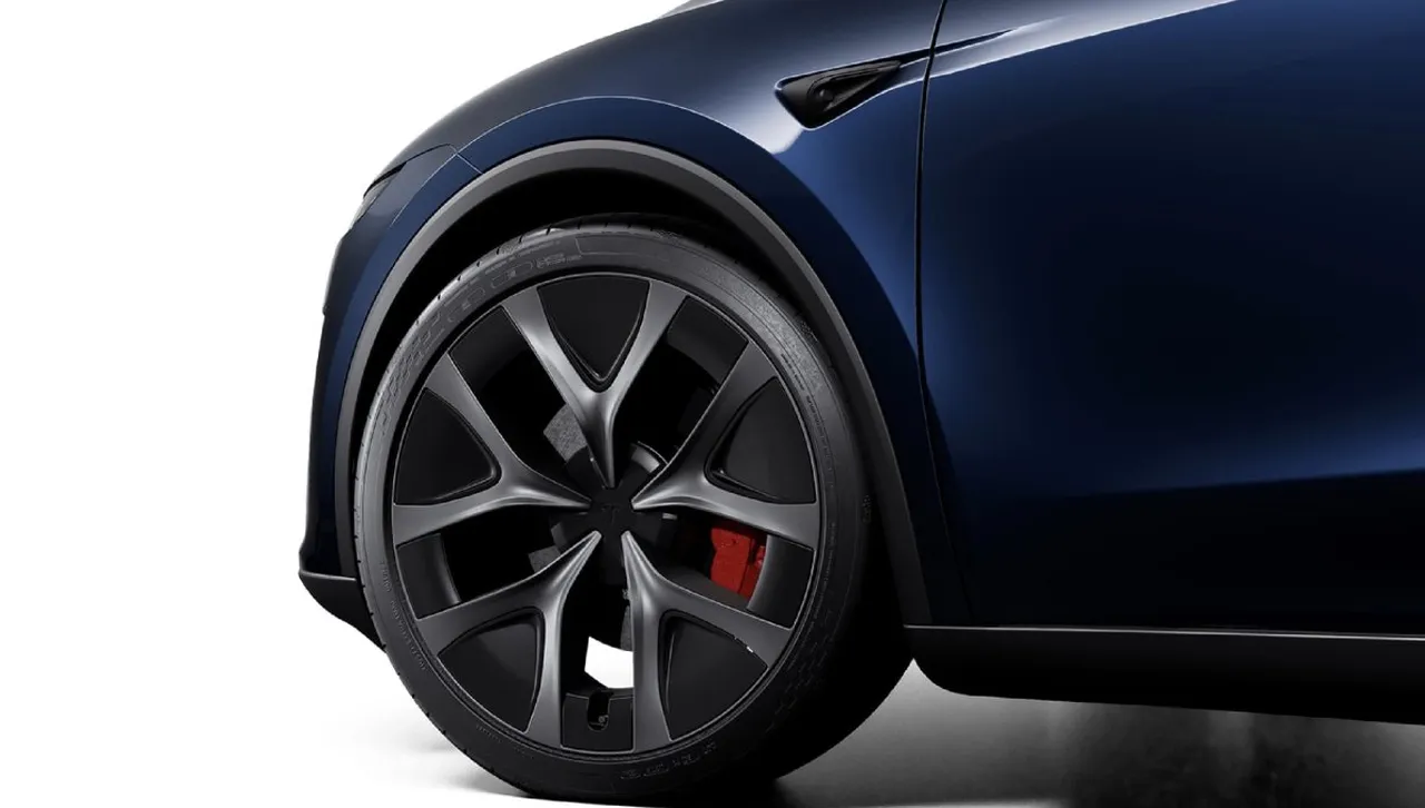 Tesla представя нов цвят “Marine Blue, как се сравнява с другите сини опции на Tesla