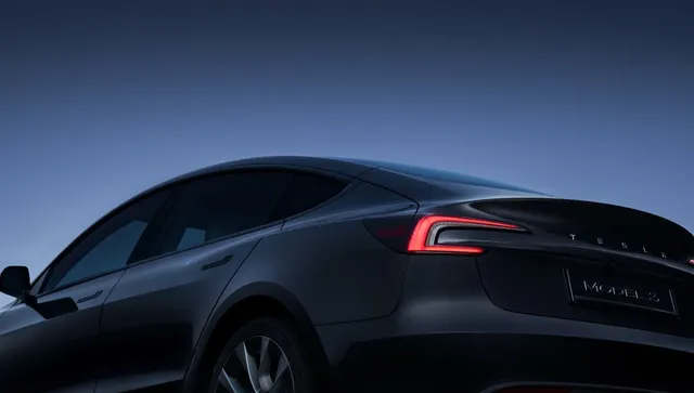 Tesla представя телефонна поддръжка, задвижвана от изкуствен интелект, за застрахователните компании на Tesla, намалявайки времето за чакане и понижавайки разходите